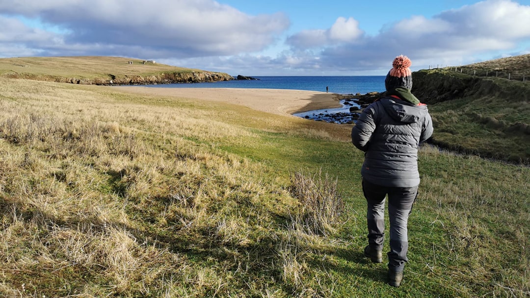 Approaching Skaw Beach